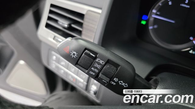 KG Mobility Rexton 2018 — photo 30