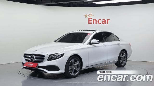 Mercedes-Benz E-Class 2018 — photo 1