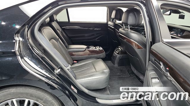 Genesis EQ900 2017 — photo 11