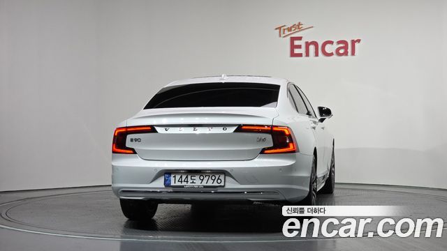 Volvo S90 2024 — photo 4