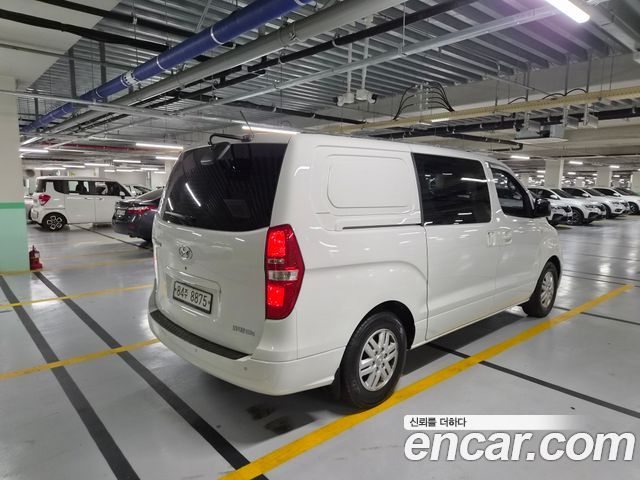 Hyundai Starex 2016 — photo 6