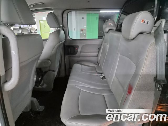 Hyundai Starex 2016 — photo 11