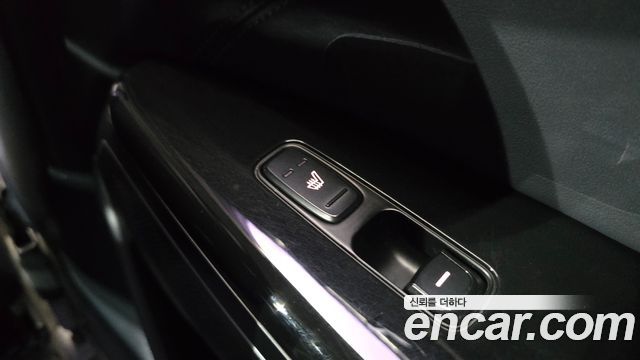 Kia K7 2016 — photo 19