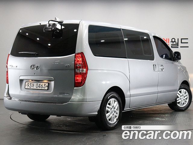 Hyundai Starex 2019 — photo 2
