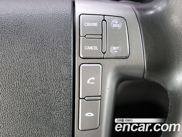 Hyundai Starex 2019 — photo 17