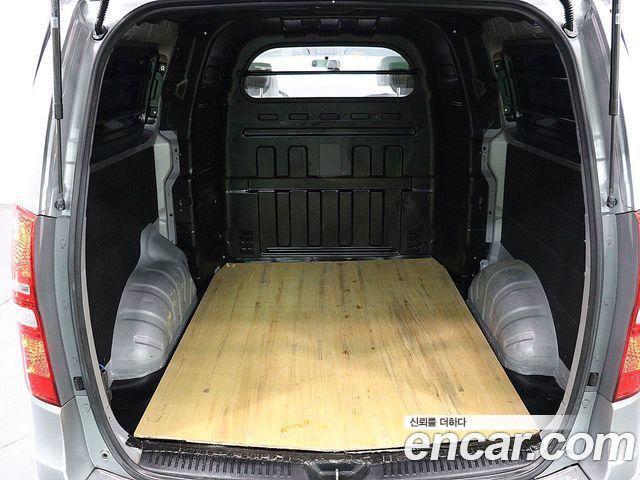 Hyundai Starex 2019 — photo 20