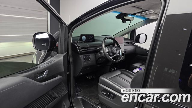 Hyundai Staria 2022 — photo 13
