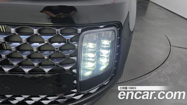Hyundai Staria 2022 — photo 8