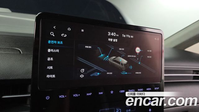 Hyundai Staria 2022 — photo 27