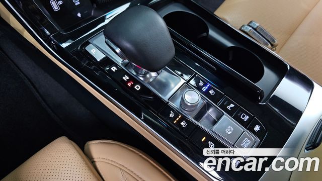 Kia K7 2020 — photo 12