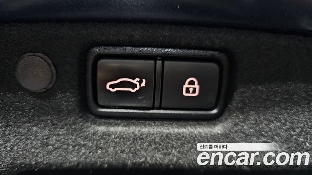 Kia K7 2020 — photo 23