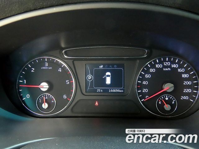 Kia Sorento 2015 — photo 9