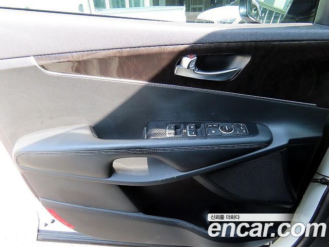 Kia Sorento 2015 — photo 11
