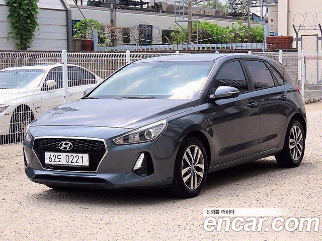Hyundai i30 2017 — photo 2