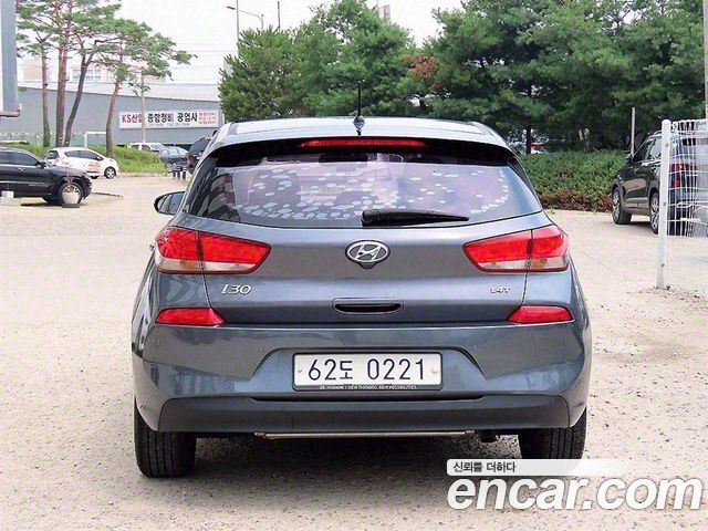 Hyundai i30 2017 — photo 4