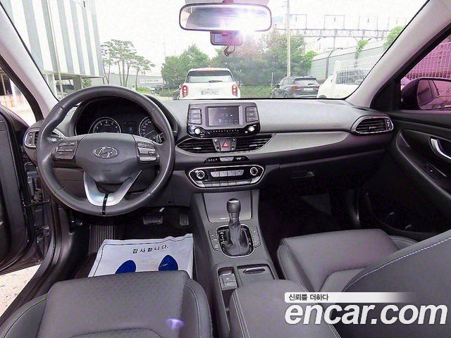 Hyundai i30 2017 — photo 7