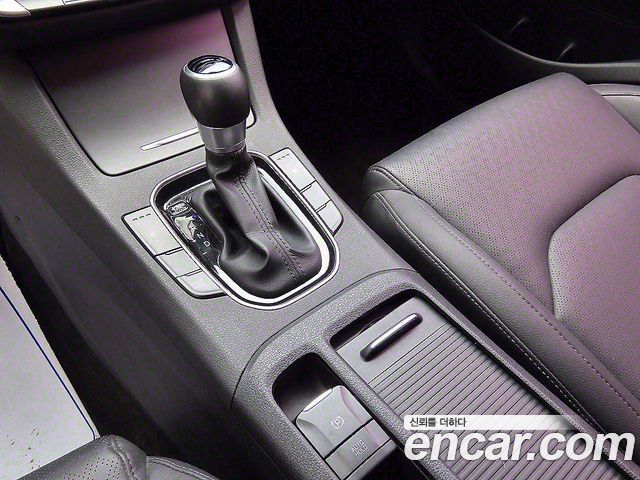 Hyundai i30 2017 — photo 11