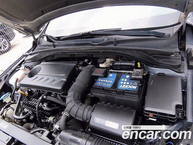 Hyundai i30 2017 — photo 18