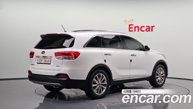 Kia Sorento 2016 — photo 2
