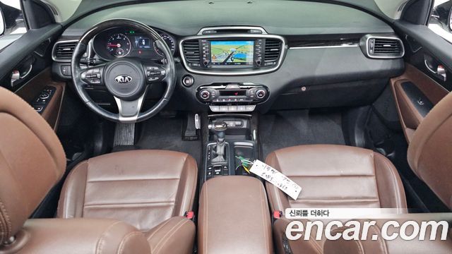 Kia Sorento 2016 — photo 10