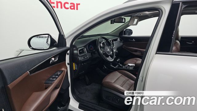 Kia Sorento 2016 — photo 13
