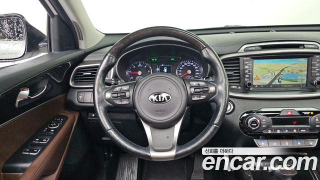Kia Sorento 2016 — photo 19