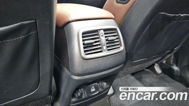 Kia Sorento 2016 — photo 32