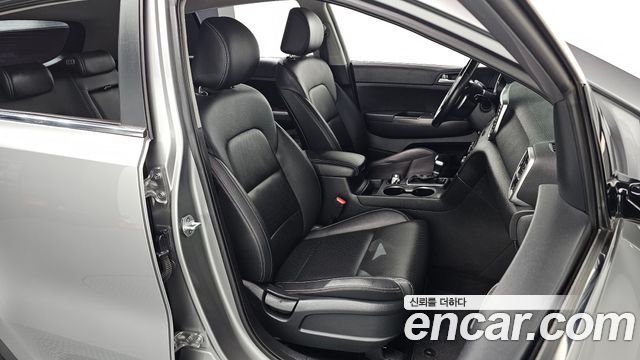 Kia Sportage 2019 — photo 17