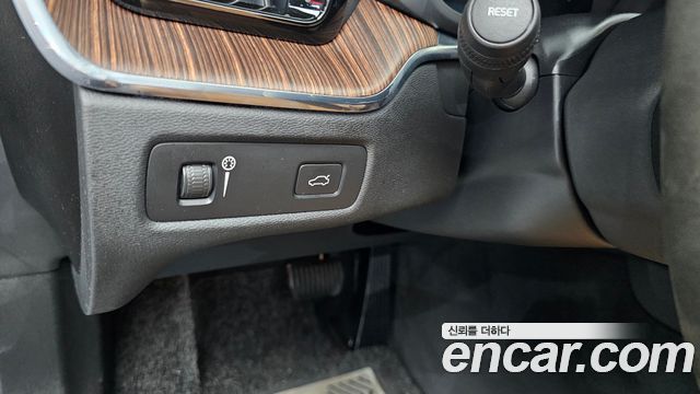 Volvo XC60 2022 — photo 26