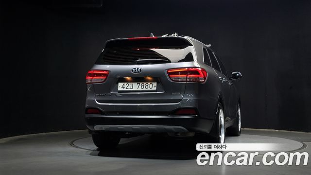Kia Sorento 2015 — photo 4