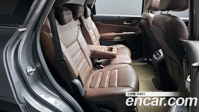 Kia Sorento 2015 — photo 12