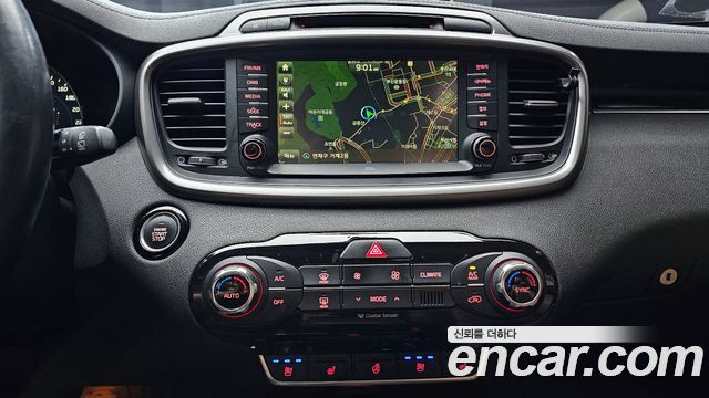 Kia Sorento 2015 — photo 14