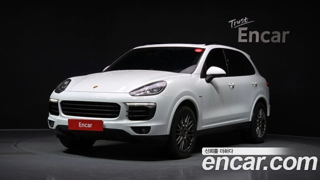 Porsche Cayenne 2017 — photo 1