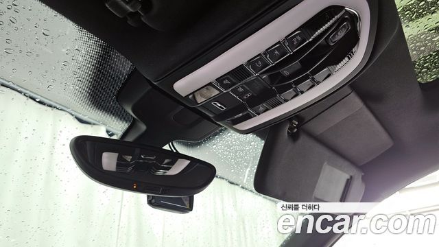 Porsche Cayenne 2017 — photo 17