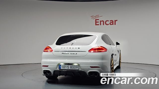 Porsche Panamera 2010 — photo 4