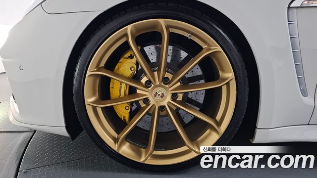 Porsche Panamera 2010 — photo 5