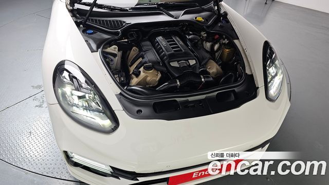 Porsche Panamera 2010 — photo 6