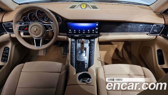 Porsche Panamera 2010 — photo 10