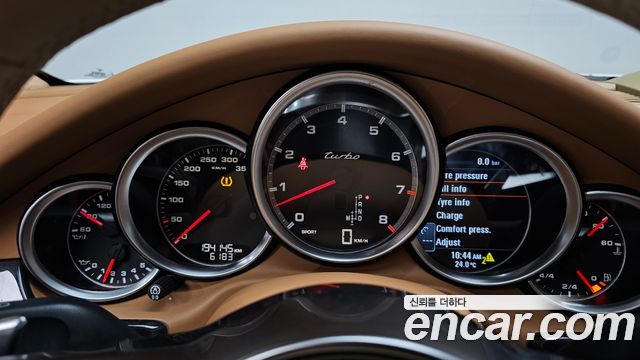 Porsche Panamera 2010 — photo 11