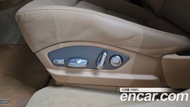 Porsche Panamera 2010 — photo 25