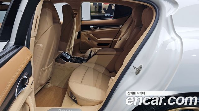 Porsche Panamera 2010 — photo 16