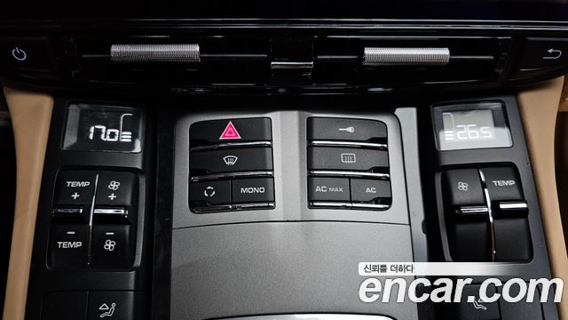 Porsche Panamera 2010 — photo 28