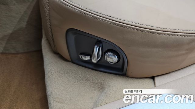 Porsche Panamera 2010 — photo 37