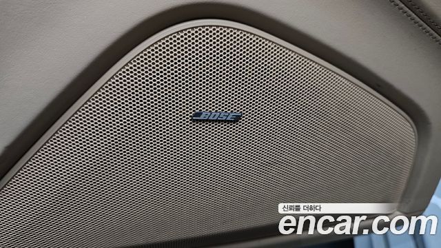 Porsche Panamera 2010 — photo 40