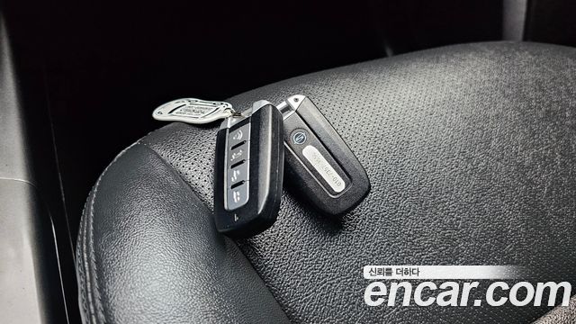 KG Mobility KORANDO 2017 — photo 18