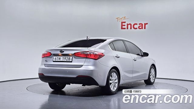 Kia K3 2015 — photo 2