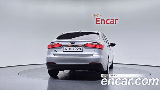 Kia K3 2015 — photo 4