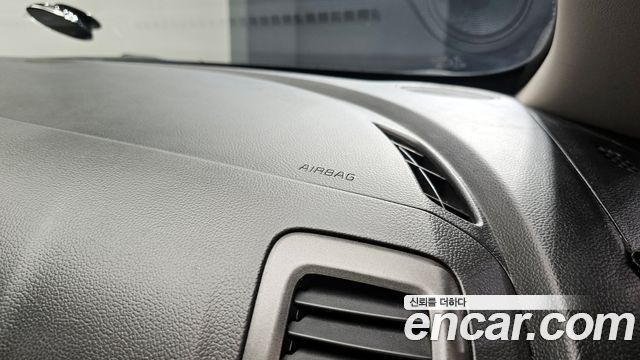 Kia K3 2015 — photo 27