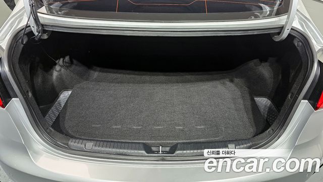 Kia K3 2015 — photo 29