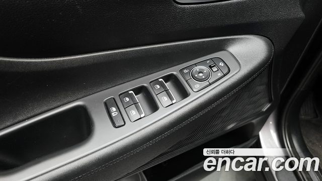 Hyundai Santafe 2021 — photo 18